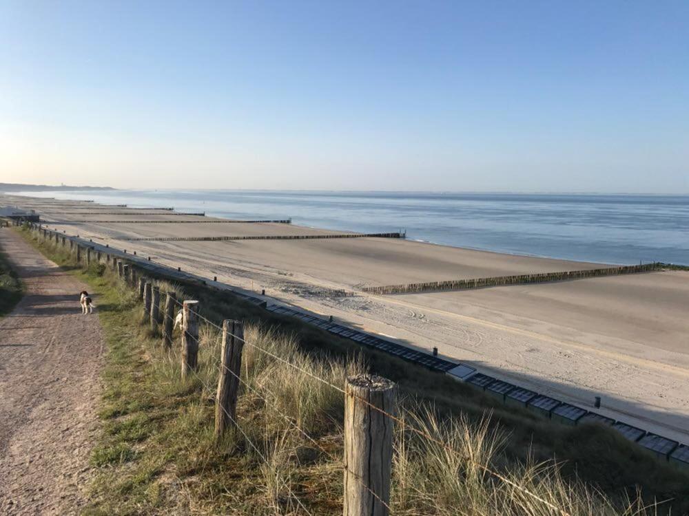 Bed & Breakfast Duinvilla Aan De Zee *